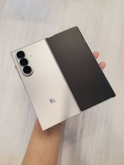 📱 Samsung Galaxy Z Fold 7 7.6 inch 256GB (Brand New – 2025 Model) – Only $1 to Take It Home Today! Save $300 Instantly with Full Year Warranty 🔥🔥🔥