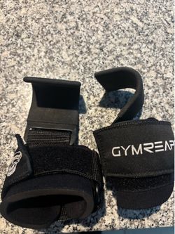 Gym reaper lifting hooks