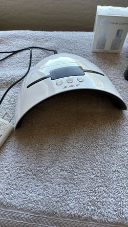 Uv Gel Machine With Several Polishes