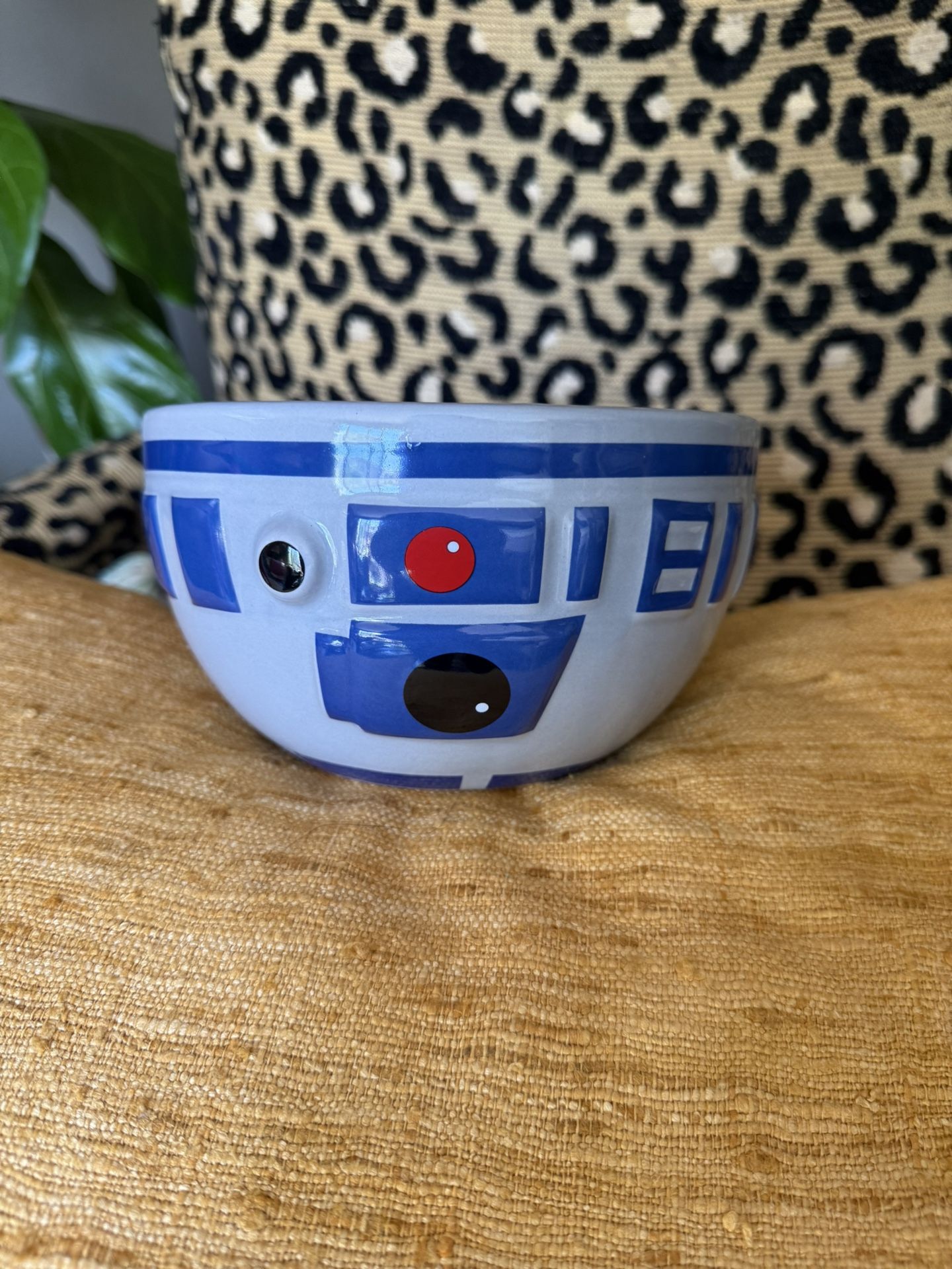 Star Wars Disney R2-D2 Ceramic Snack Bowl