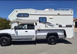 Alpenlite Odessa Camper.