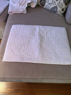 Bathroom mat