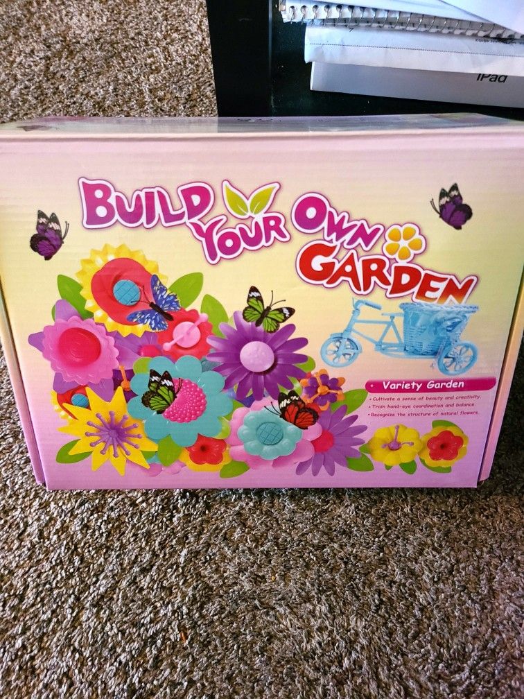 Build Your Own Garden Flower Game NEW ! KIDS CHRISTMAS