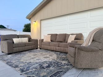 Living spaces gray couch set w recliner chair DELIVERY AVAILABLE