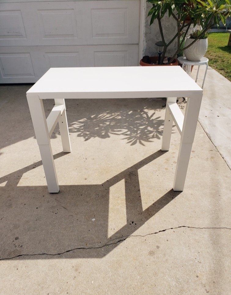 IKEA Desk With Adjustable Height