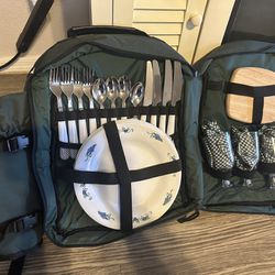 Never Been Used 4 Person Picnic Backpack 