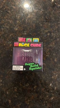 Authentic Needoh Nice cube ( purple )