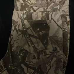 camo pants