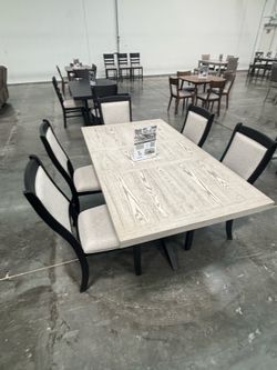 Dining table set