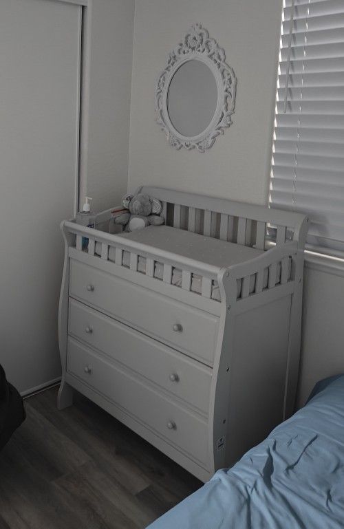Changing Table/ Dresser