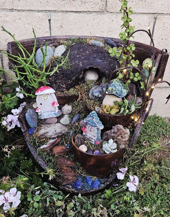 Succulent Fairy Garden 