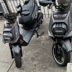 FlyWing Marshall Motor Scooter HEADLIGHT