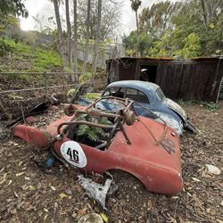 2-for-1 Deal – Rare European Classic Cars (Morris Minor & Austin Healey)