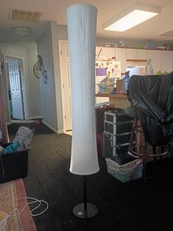Floor lamp