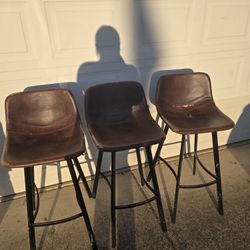 Free BAR STOOLS