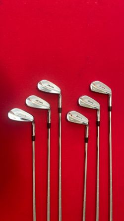 Mizuno golf clubs