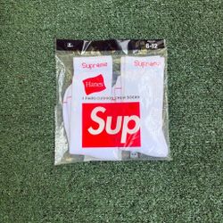 Supreme socks