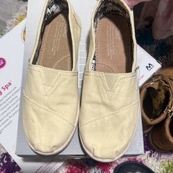Toms For Girls