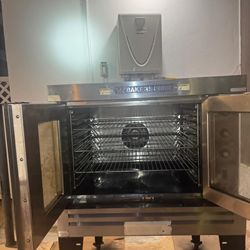 Convection oven