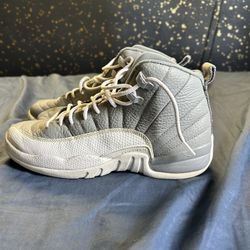 Air Jordan 12 Cool Grey Size 7