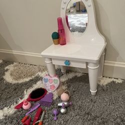 American doll Vanity And Accessories 