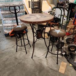 Bar Table With 2 Barstools