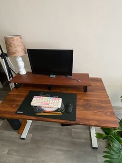 Standing desk