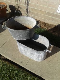 Vintage tubs