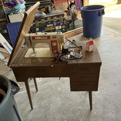 Sewing Machine 