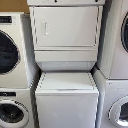 Like New Whirlpool 27" Wide Top Loading Washer With Agitator And Electric 220volt Dryer Stackable Laundry Center Single Unit 