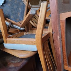 Solid Oak Dining Room Table