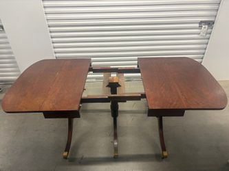 Adjustable table