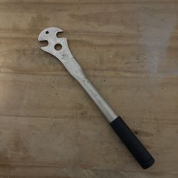 Bicycle Pedal Wrench by “Bike Hand”, Extra Long Handle. (Retail Price is $65.00+) Selling For $20