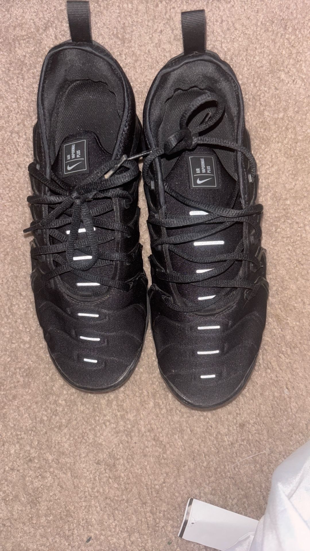 Slightly Used Vapor Maxes