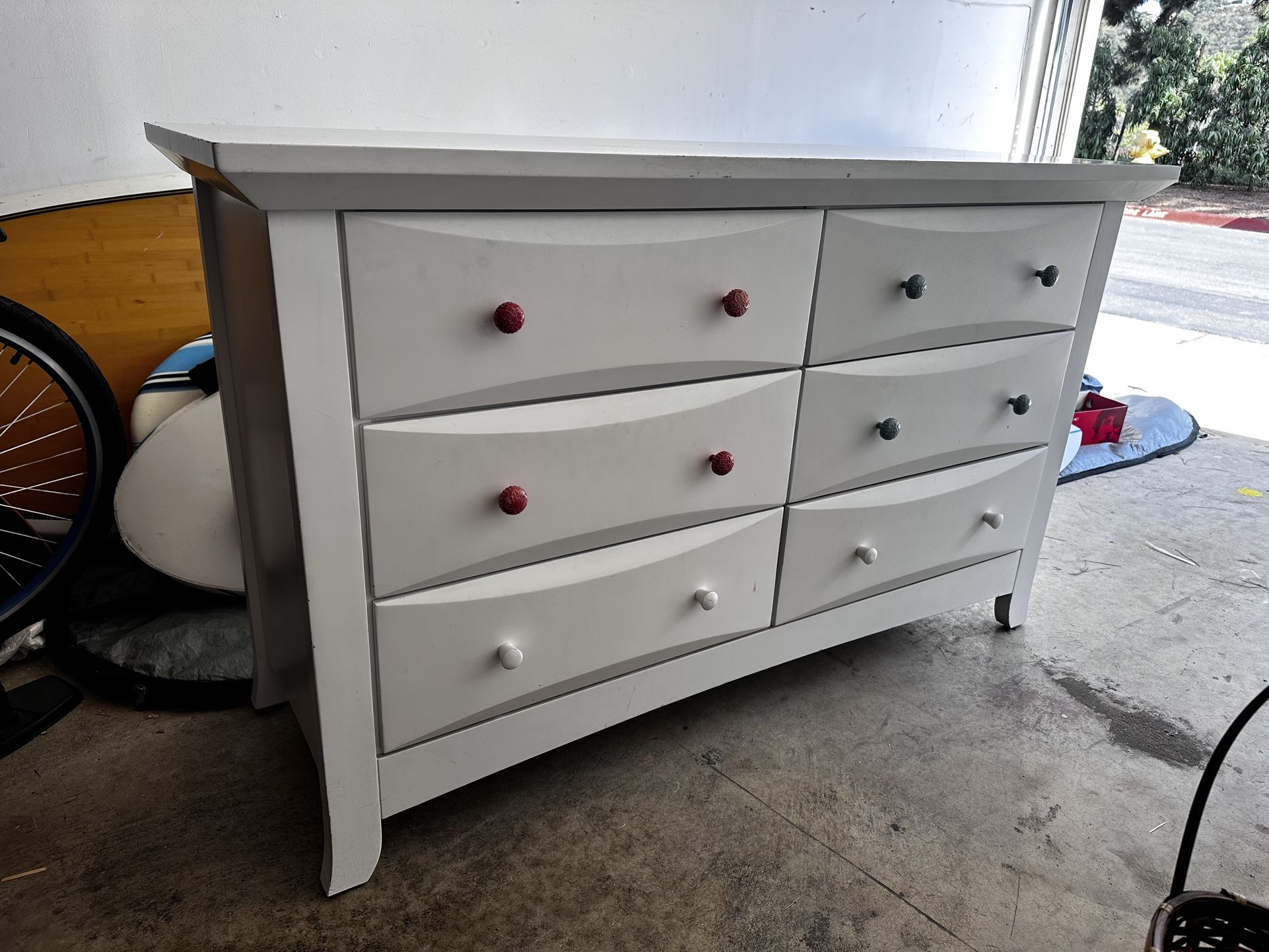 Girls White 6-drawer Dresser