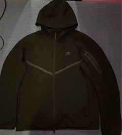 Nike tech