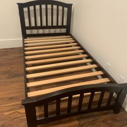 Wood Twin Bed Be! Sale!