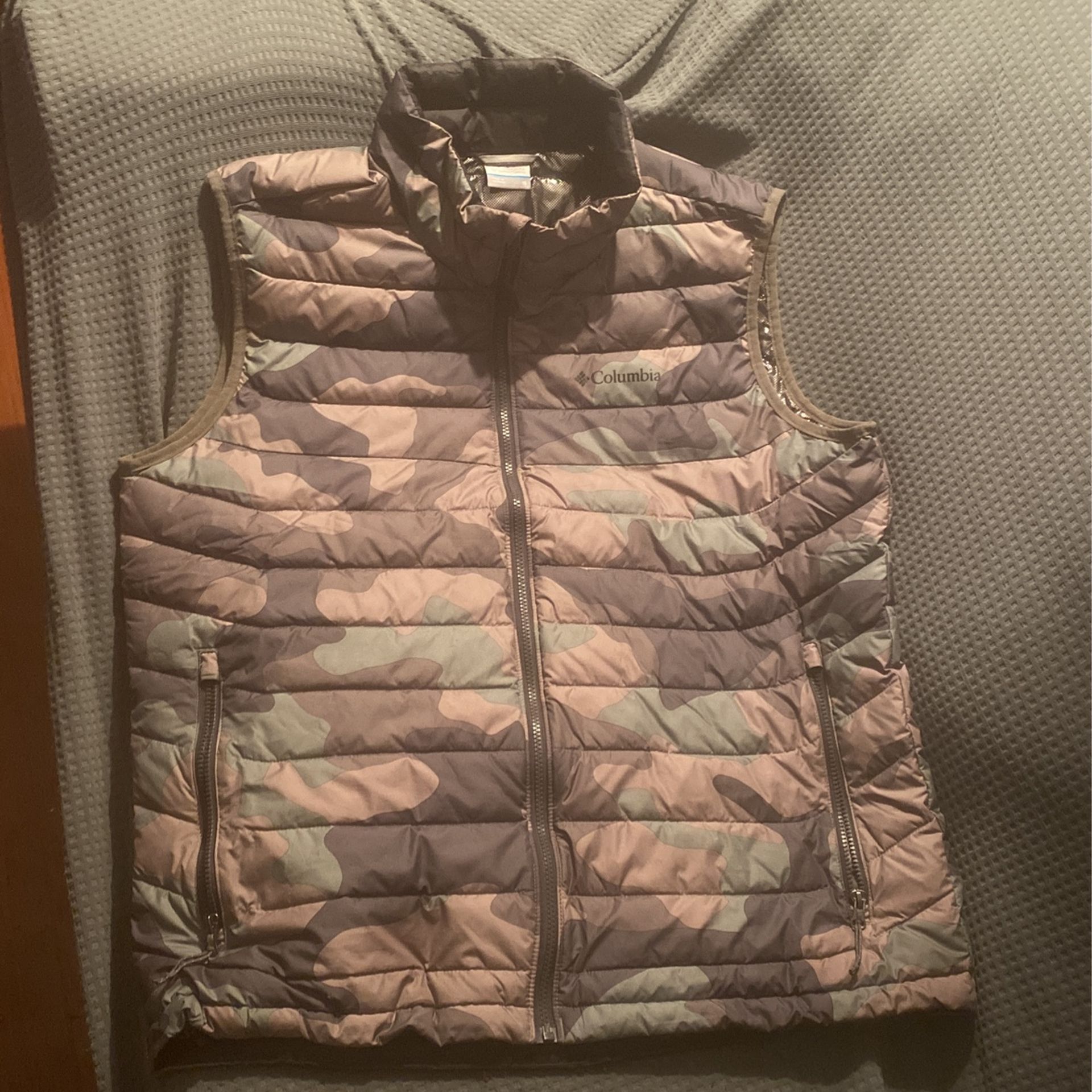 Columbia Vest