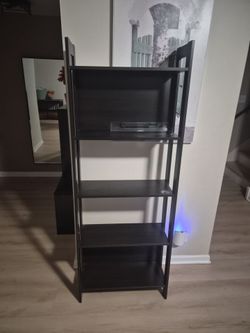 Black 5-Tier Ladder Bookshelf