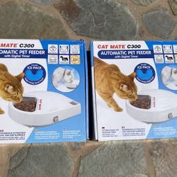  Automatic Dog Feeder 