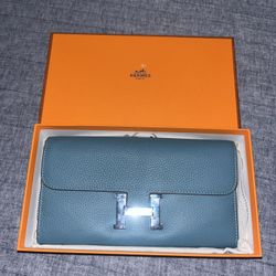 Hermes Women’s Wallet 