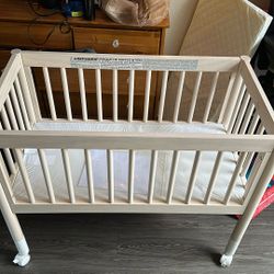 Baby Crib 
