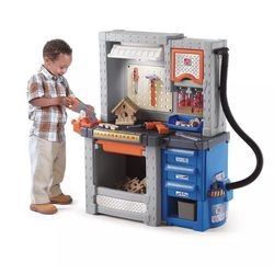 Toy Tool Bench - Deluxe Workshop (Step2)
Toys Bench Tools