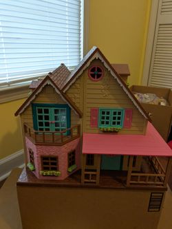 Woodzeez and Honey Bee Acres Playsets