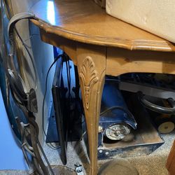 Antique Wooden Table With Chairs 