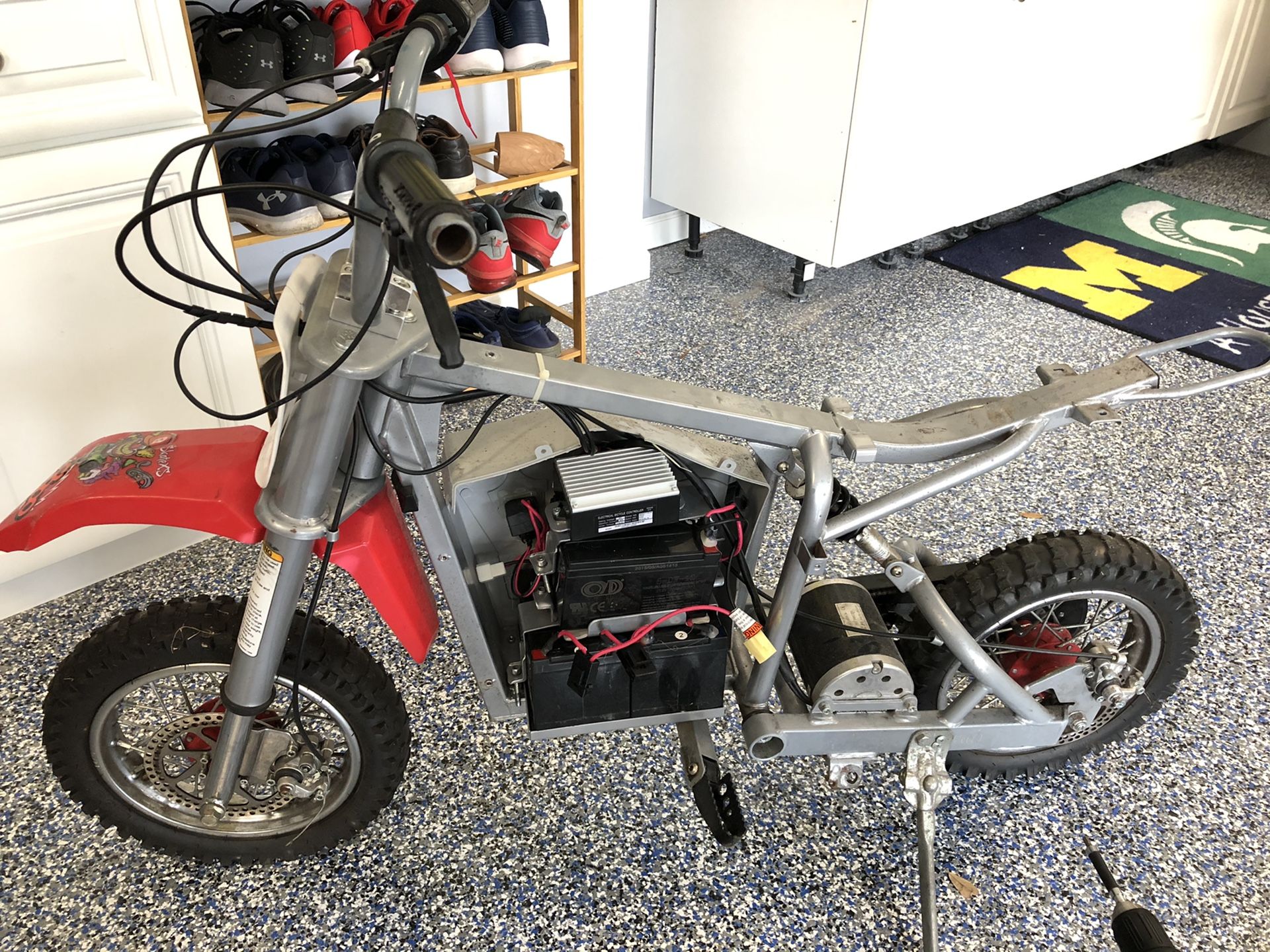 Razor SX500 McGrath Bike **Needs Battery*** for Sale in Lake Worth, FL
