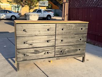 Modern solid pinewood, six drawer dresser, black drawer cover