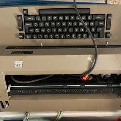 IBM Selectra 2 1980s Typewriter