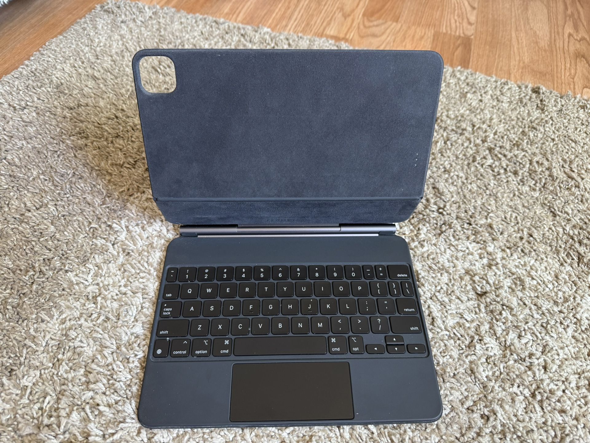 Apple Magic Keyboard For iPad Pro 11” (4th Gen) And iPad Air (5th Gen)