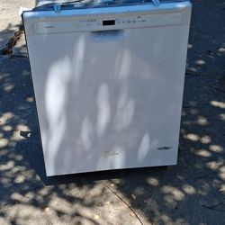 Whirlpool Gold Seriers Dishwasher 
